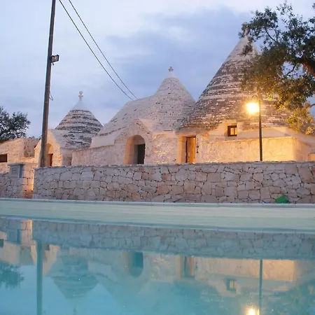 Séjour à la campagne Trulli & Grotte Exclusive House *